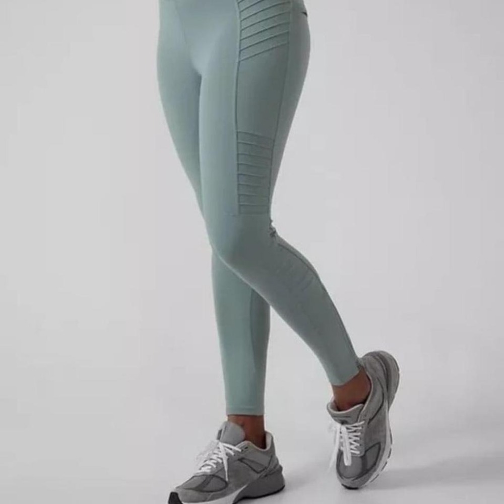 Athleta Delancy Moto Tight in blue green. Size‎ XS